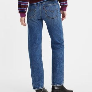 NWT Levi’s Premium Middy Straight Jeans (28W 31L)